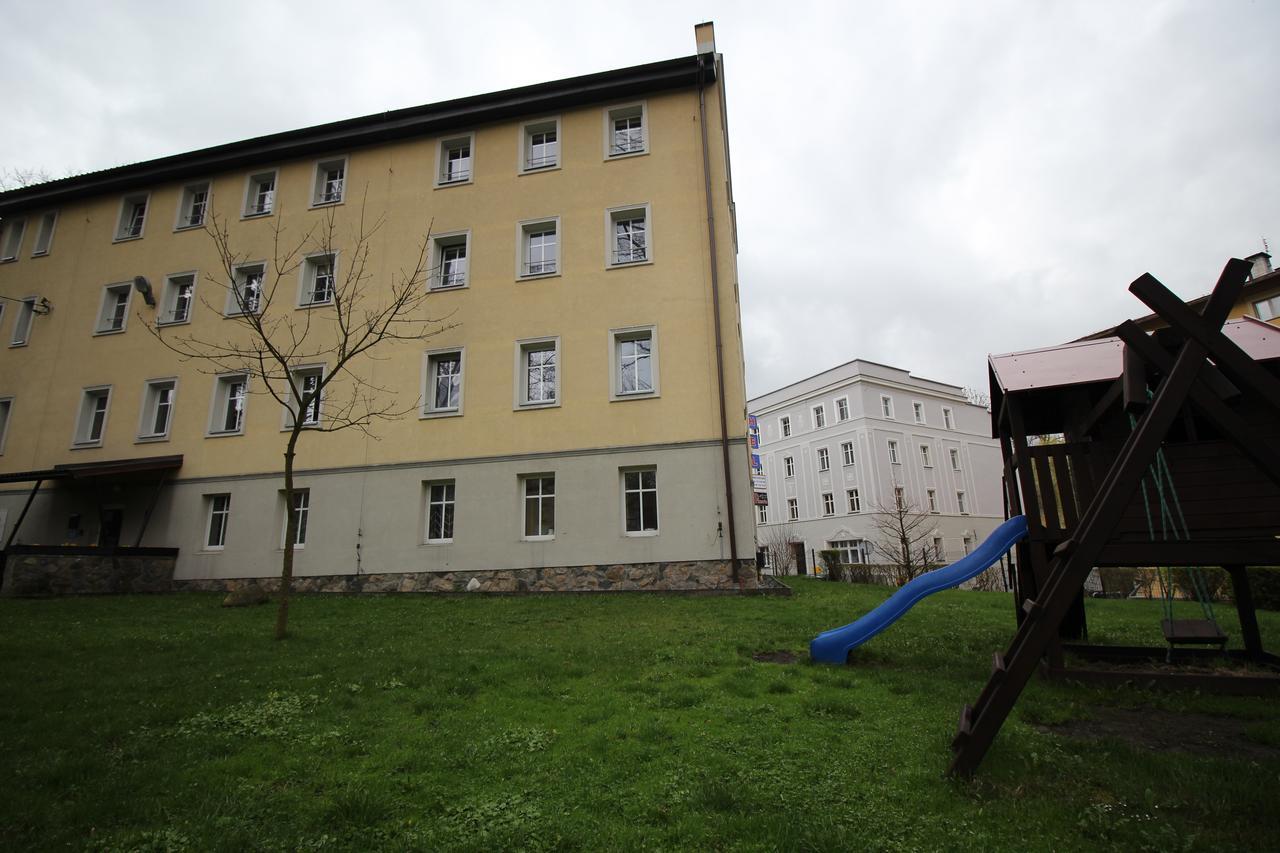 Osrodek Wypoczynkowy Hel Hotel Lądek-Zdrój Exterior foto